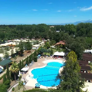 https://camping-paradiso.it-tuscanyhotel.com